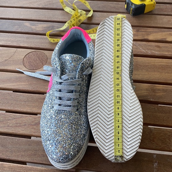 Chiara Ferragni Metallic silver low top sneakers - Picture 12 of 14